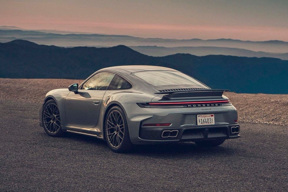 2026 Porsche 911 Turbo S：一腳大油，世界即刻變快轉
