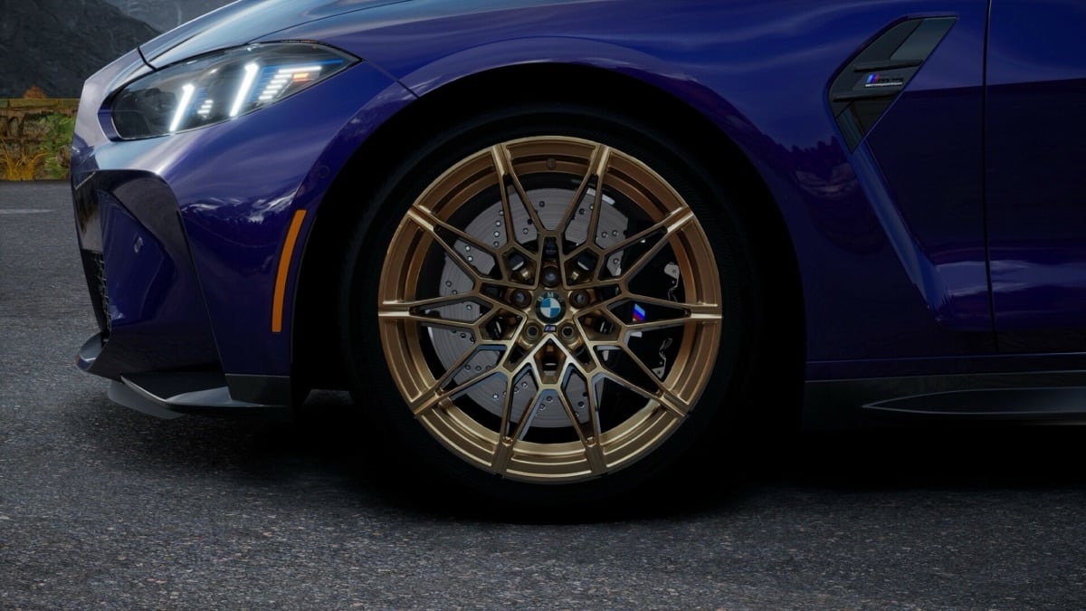 BMW用M4向M3致敬