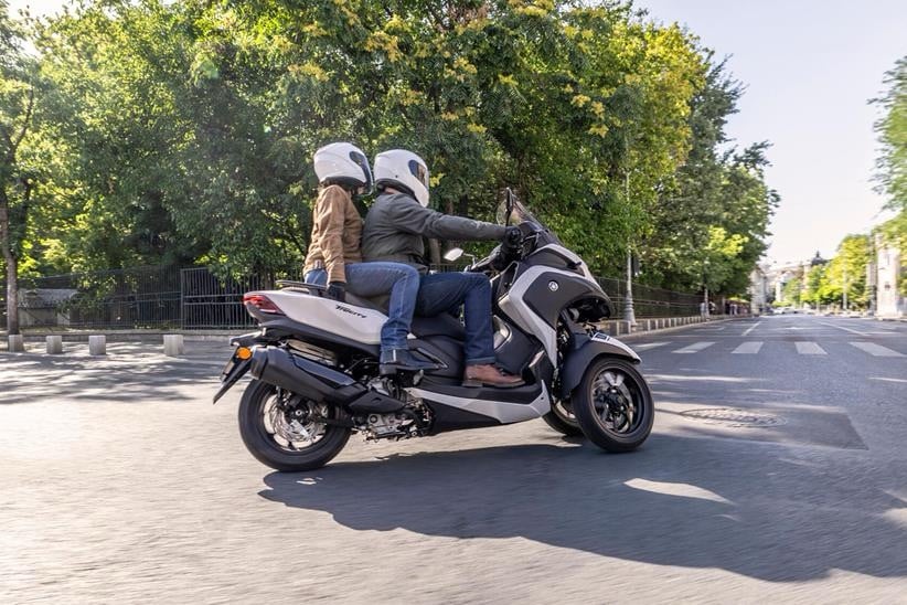 Yamaha三輪羊癲到連安全氣袋都玩埋