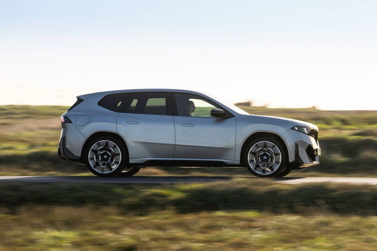 BMW iX3：終於電得有腦