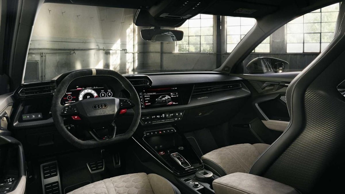 Audi RS 3 Competition Limited 霸氣登場