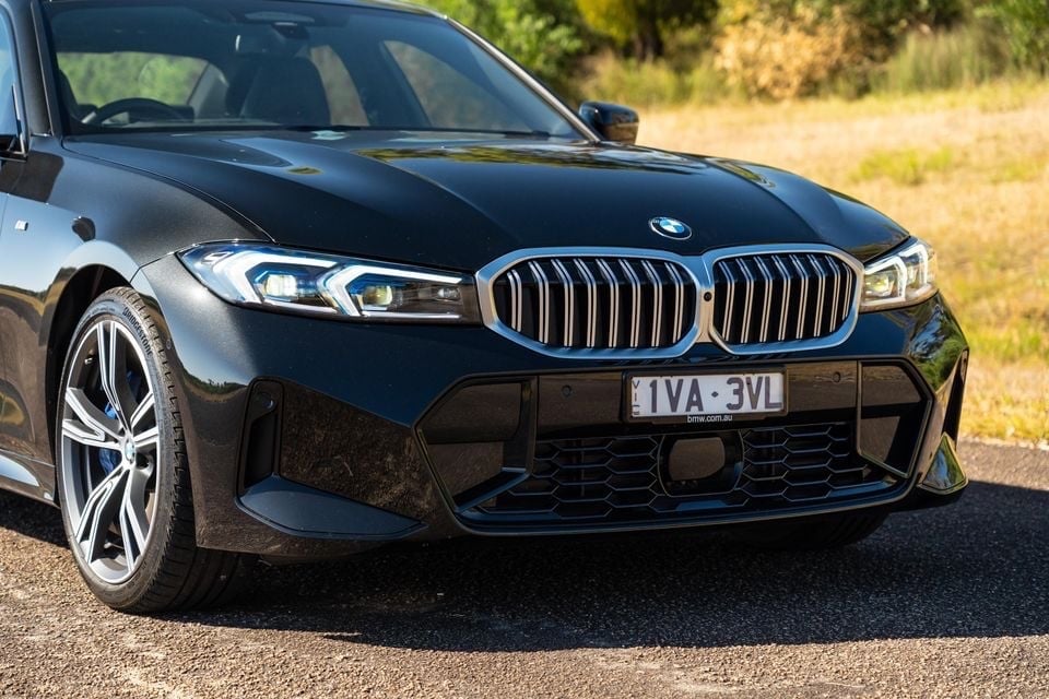 BMW嫌Chrome老土：全面擁抱發光美學