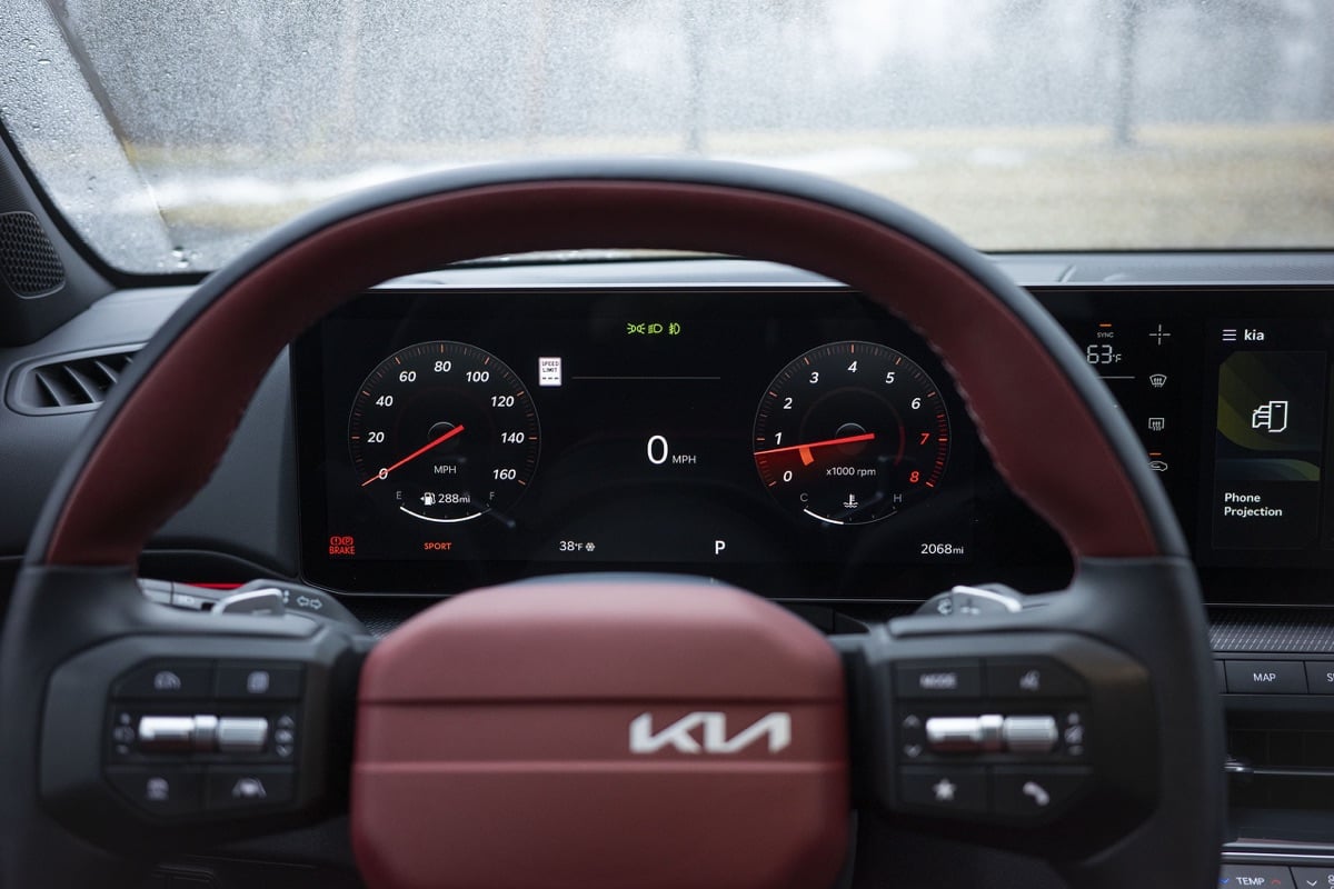 Kia K4 Hatchback：怪得徹底，有型得完整