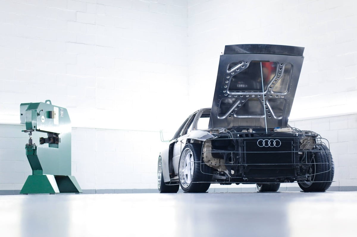 呢部 Quattro，入面住咗部 RS4