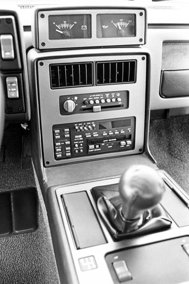 1986 Pontiac Fiero GT：靚樣救唔到靈魂
