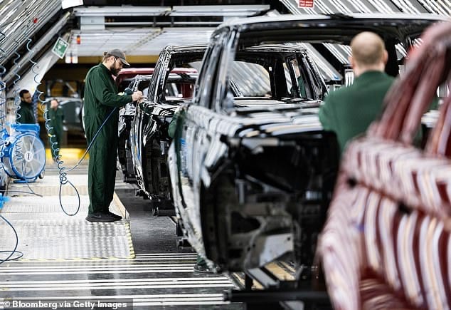 挪威大火燒斷供應鏈 JLR英國最大車廠焗住停產兩周
