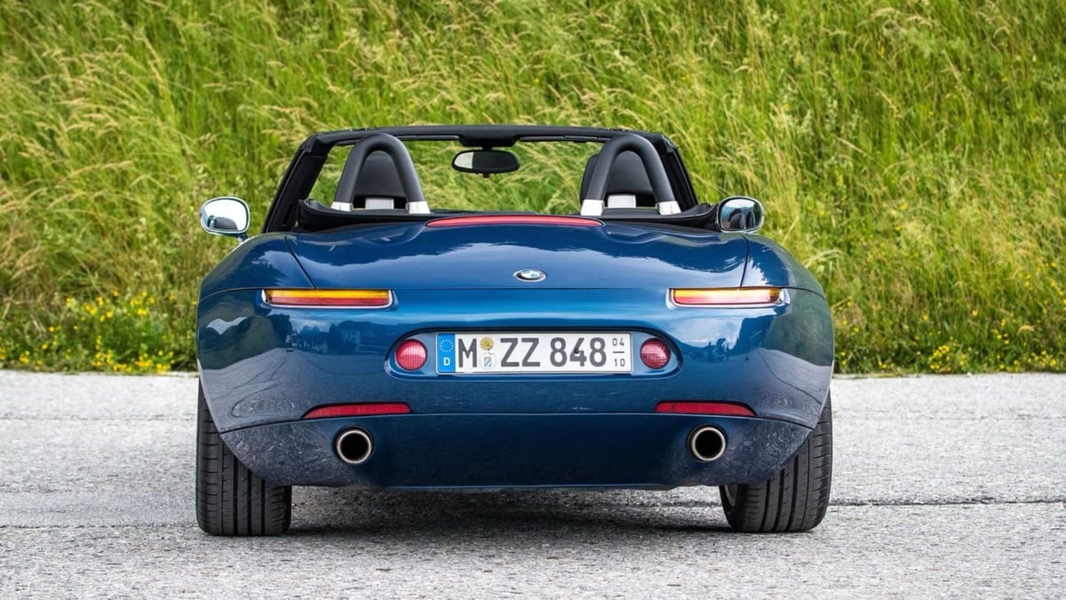 BMW Z8：復古皮囊，猛獸心臟